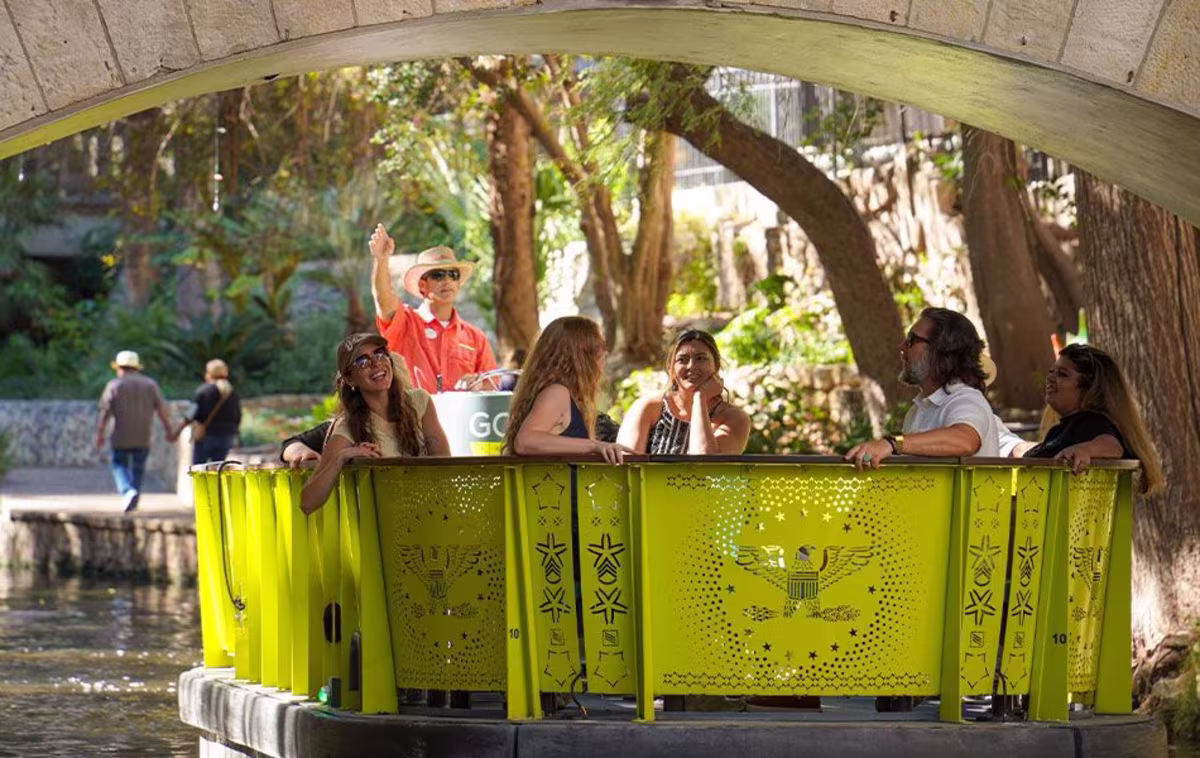 feature product image