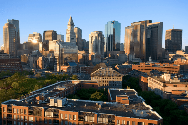 16 Historic Stops Along the Patriotic Freedom Trail in Boston, MA - See Sight Tours