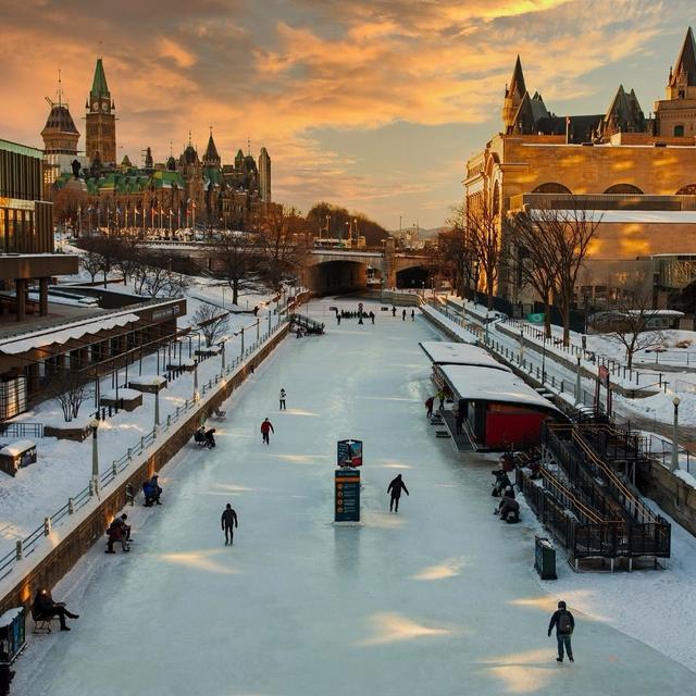 Visiting Ottawa in December - See Sight Tours