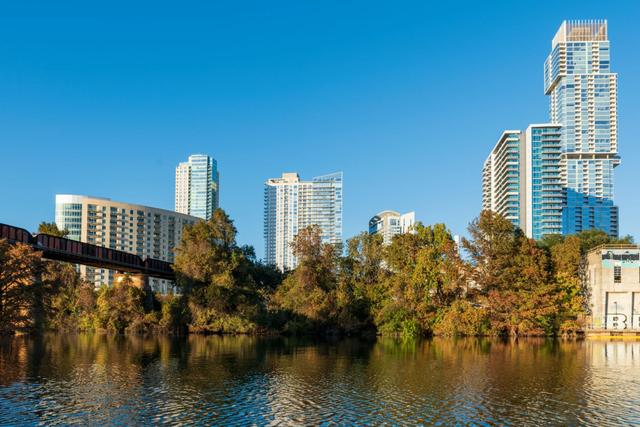 Visiting Austin in February: Unlock Austin's February Magic - See Sight Tours