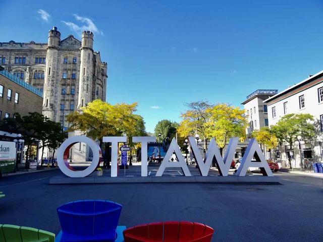 Visiting Ottawa in February - See Sight Tours