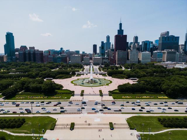 Buckingham Fountain Facts - See Sight Tours