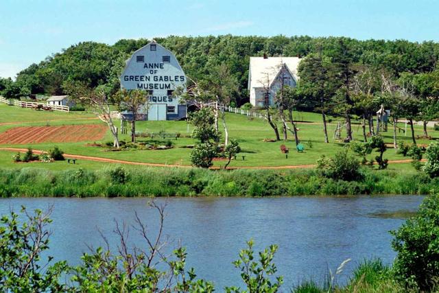 Things To Do In Prince Edward Island This Weekend - See Sight Tours