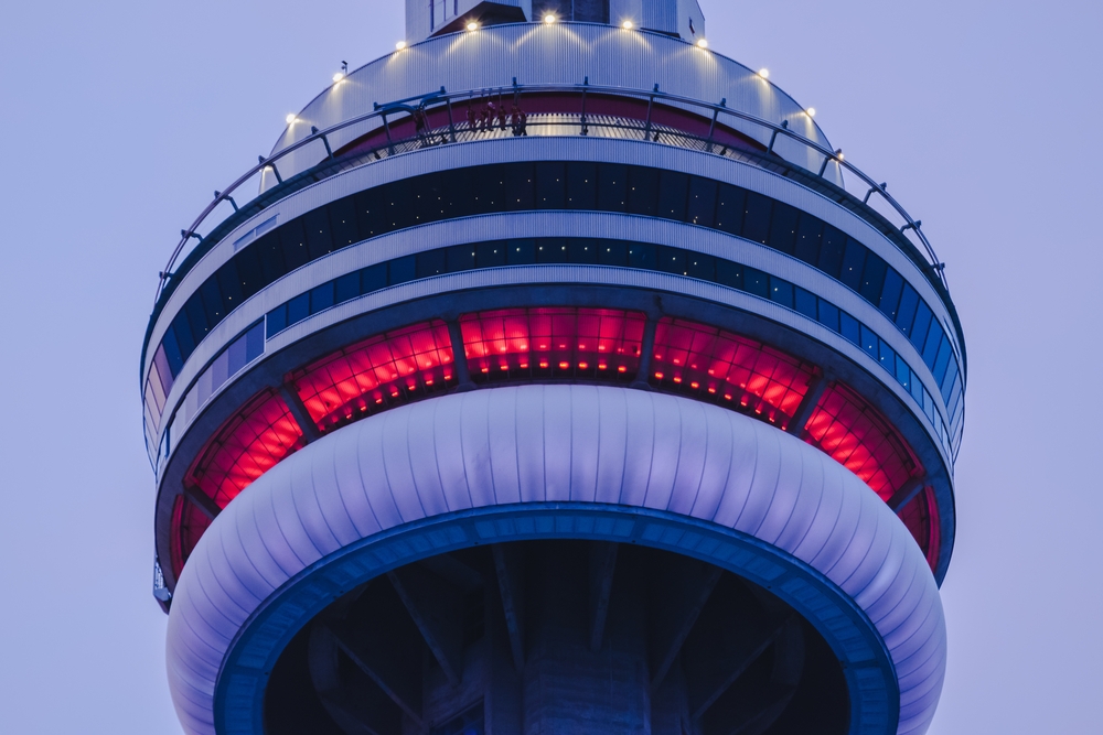 https://res.cloudinary.com/see-sight-tours/image/upload/v1581436470/cn-tower-night.jpg