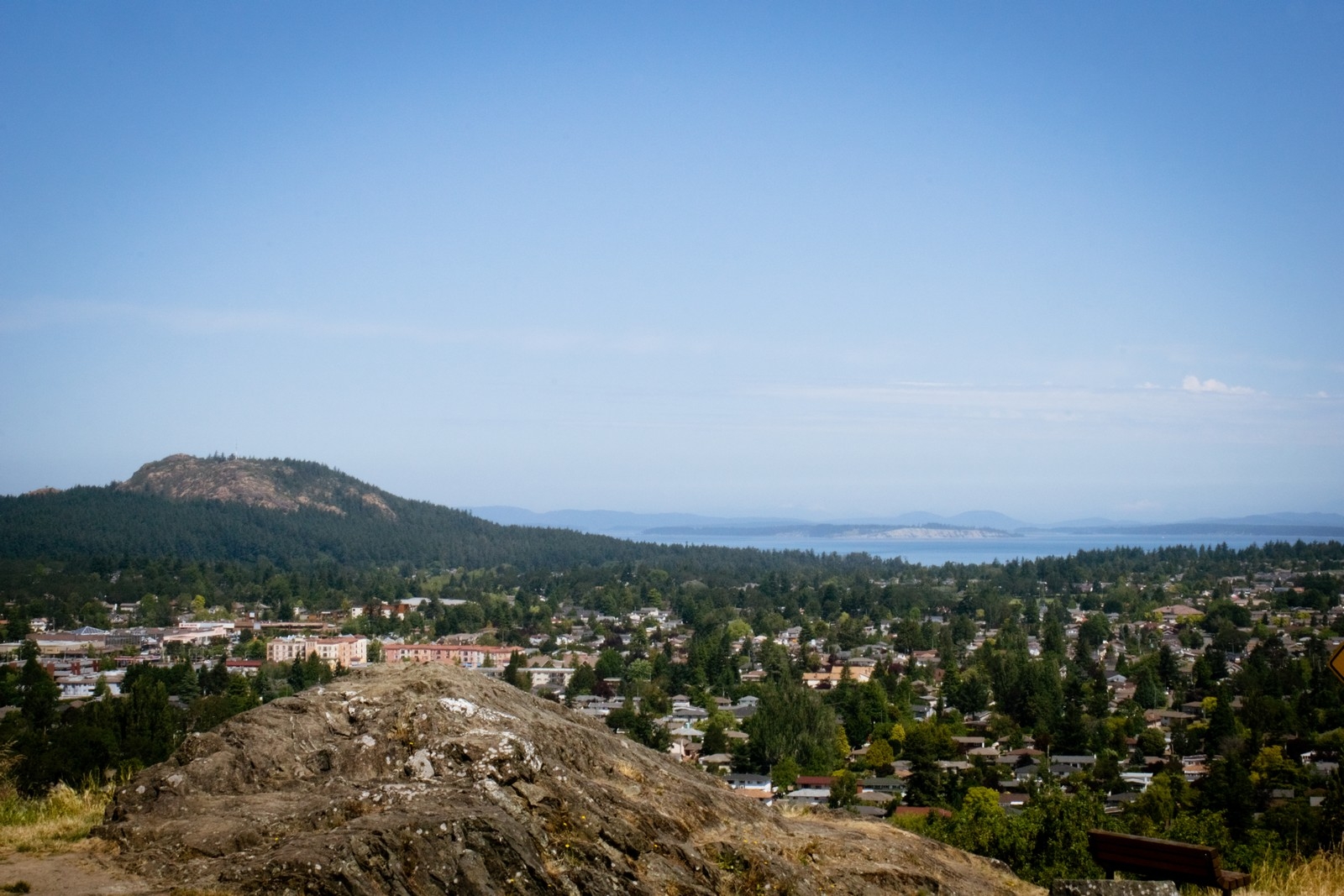 https://res.cloudinary.com/see-sight-tours/image/upload/v1581441875/View-from-Mount-Tolmie-Victoria-BC.jpg