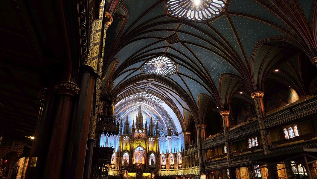 https://res.cloudinary.com/see-sight-tours/image/upload/v1745836077/strapi/Notre_Dame_Basilica_Montreal_Canada_cbbd20d28f.jpg