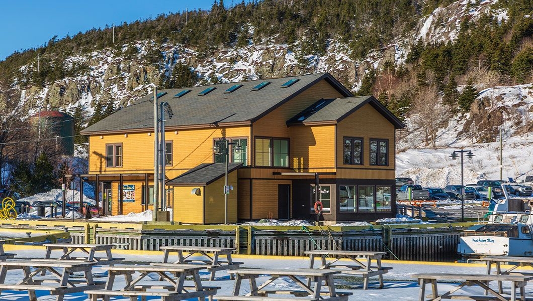https://res.cloudinary.com/see-sight-tours/image/upload/v1745923036/strapi/Newfoundland_St_John_Quidi_Vidi_Village_8a6d1d3f8c.jpg