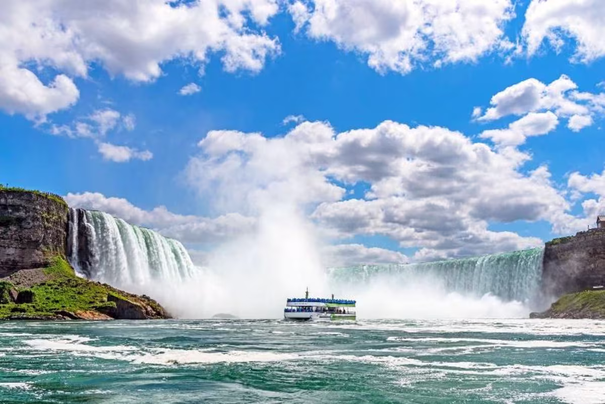 Hornblower Niagara Cruises vs Maid of the Mist