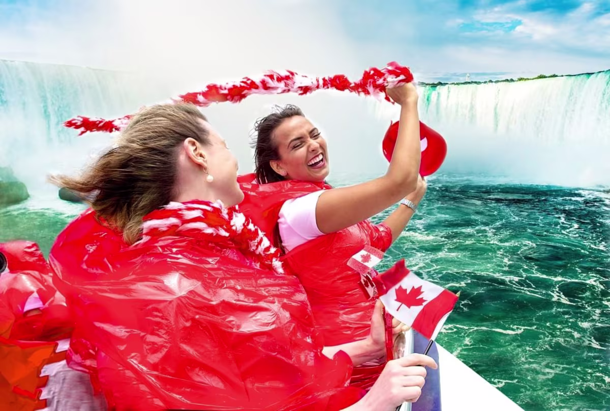 What to Wear on Hornblower Cruise Niagara Falls?