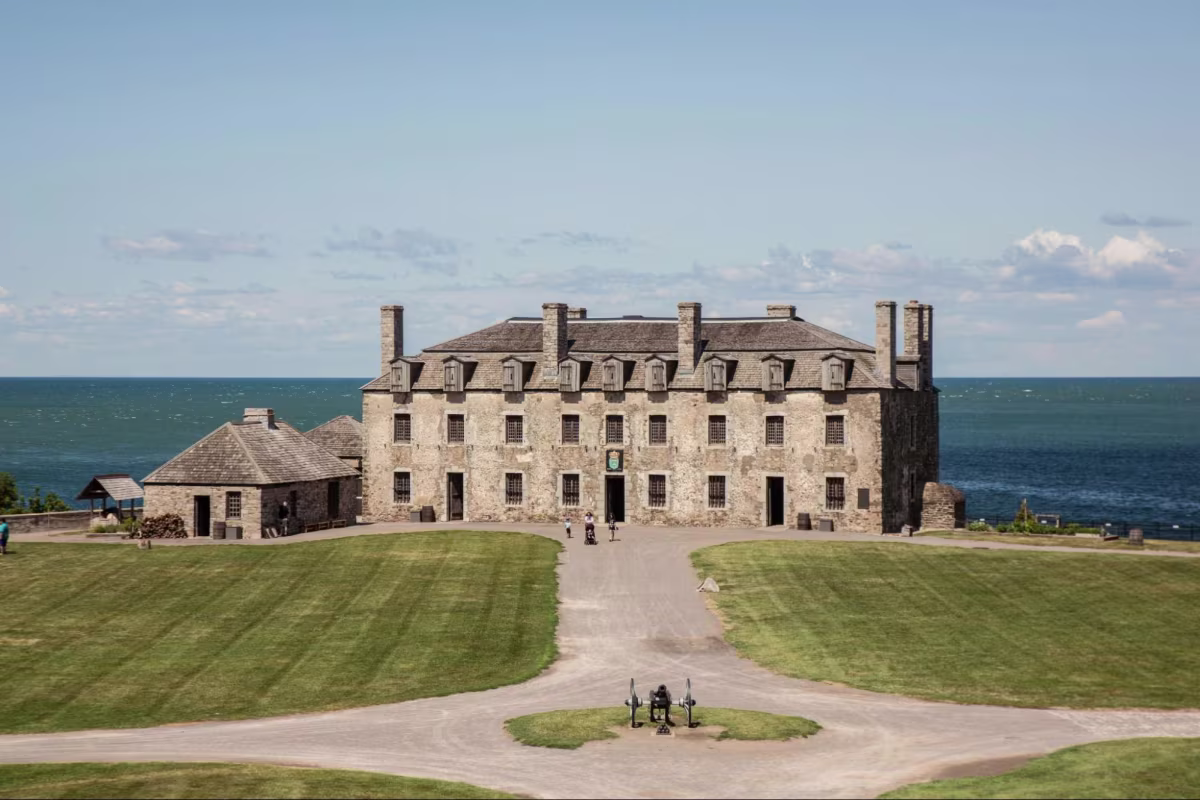 Beyond the Falls: Exploring the Surrounding Areas of Niagara Falls