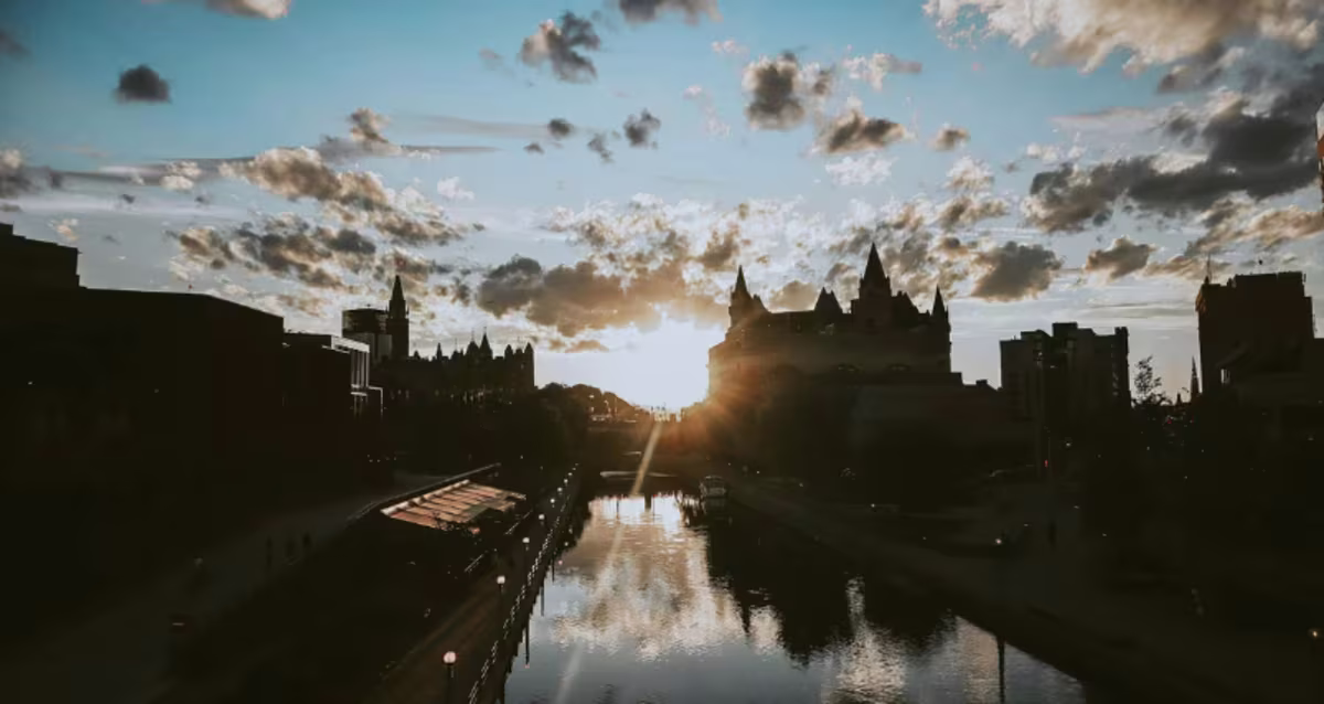 feature product image