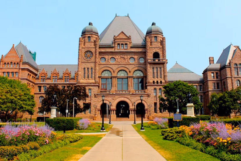 https://res.cloudinary.com/see-sight-tours/image/upload/v1729168190/strapi/image2_41409f9347.png